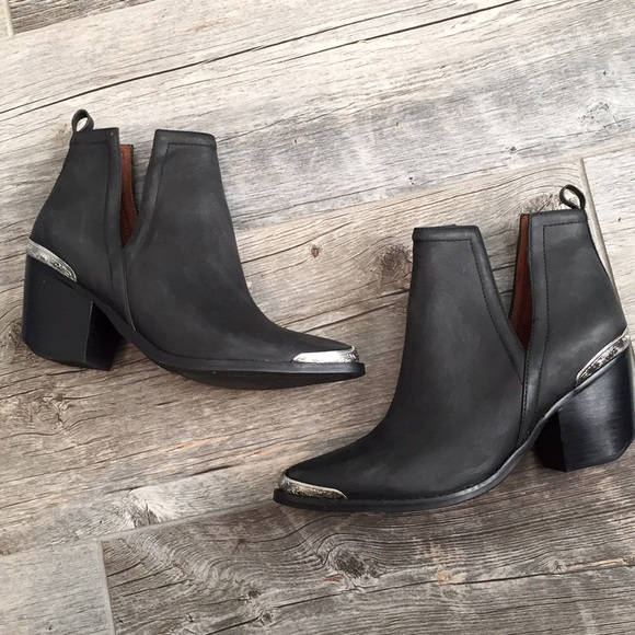 Jeffrey Campbell Cromwell Distressed Black Boots💕 - Picture 3 of 8